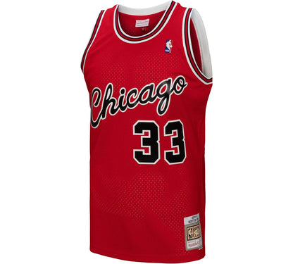 Mens Chicago Bulls Scottie Pippen Mitchell &amp; Ness Red 2003 Hardwood Classics Swingman Jersey