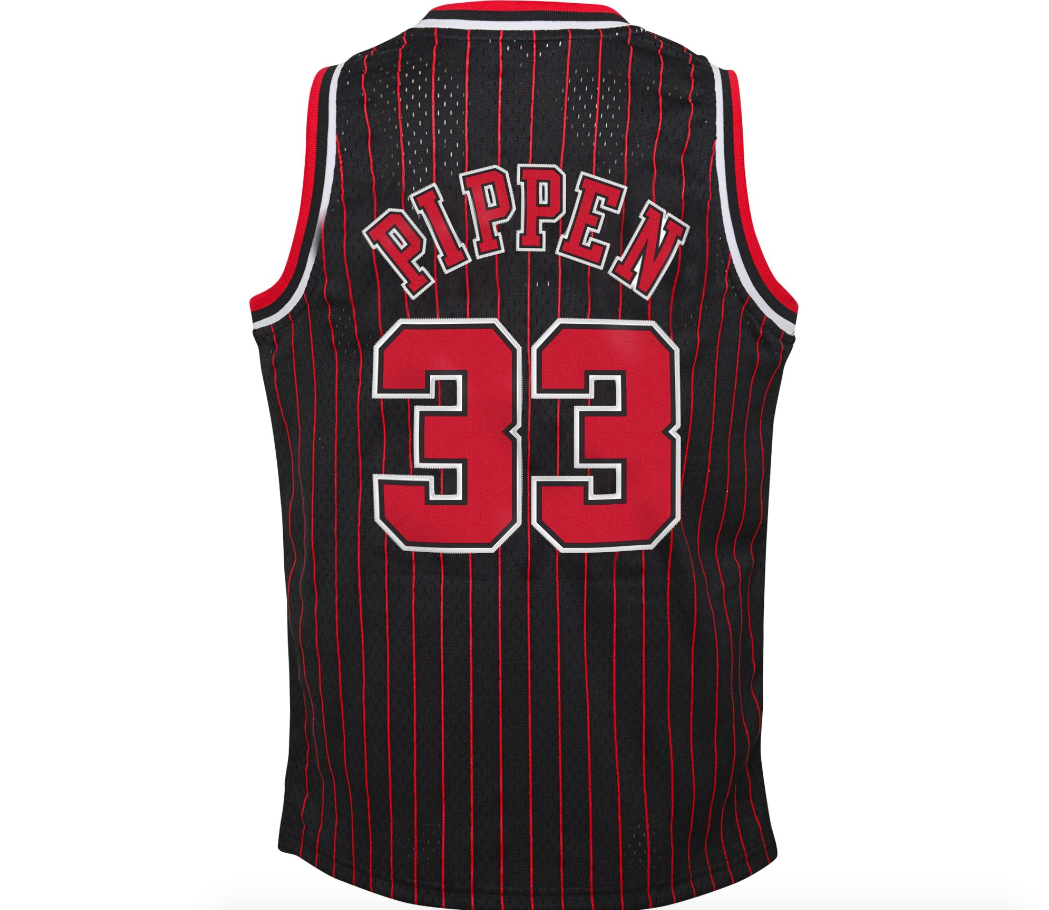 Youth Chicago Bulls Scottie Pippen Mitchell &amp; Ness Black 1995-96 Hardwood Classics Swingman Jersey